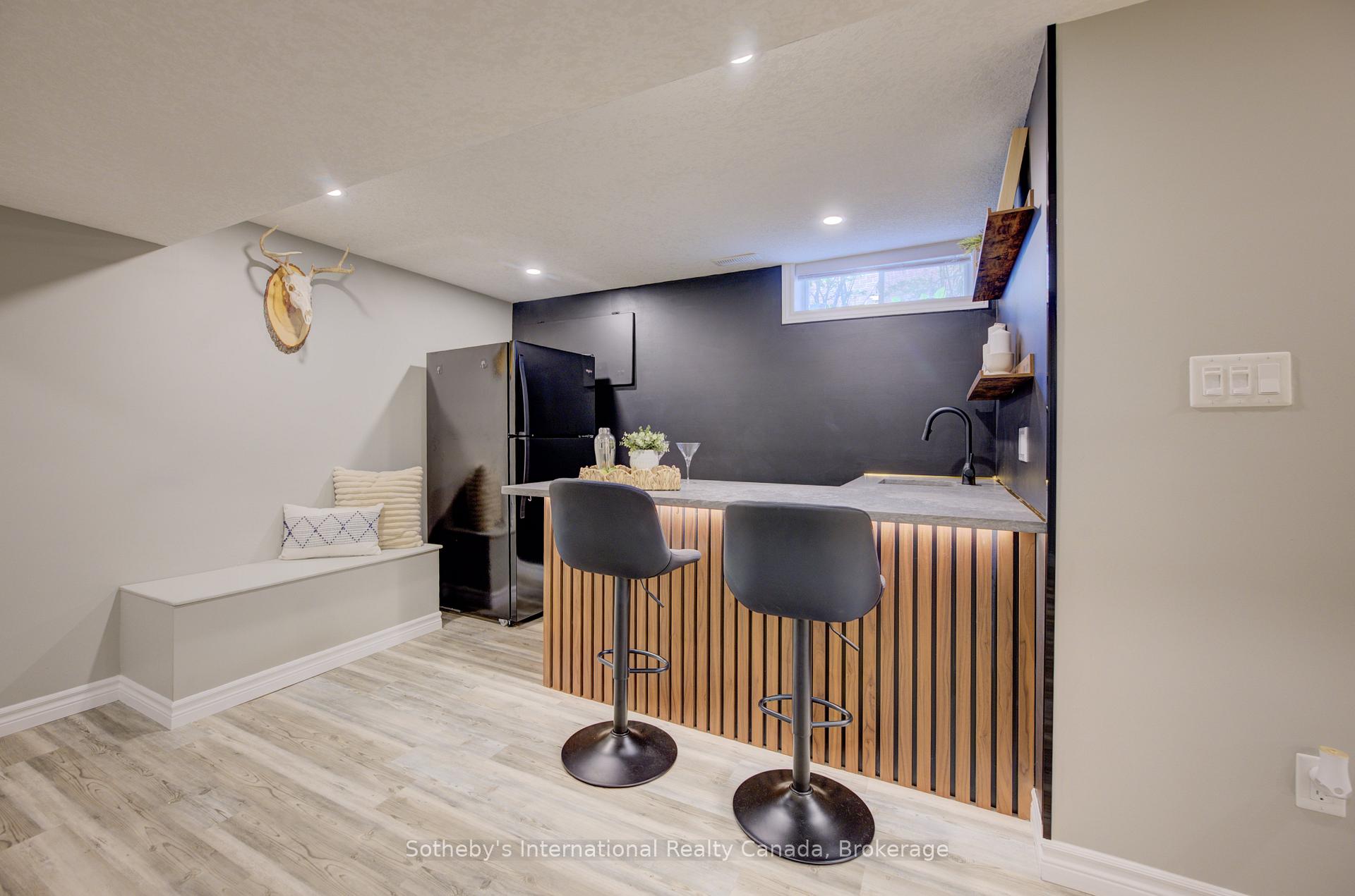 Photo 6 of 52 Hillmount Street, Kitchener — HOMEH