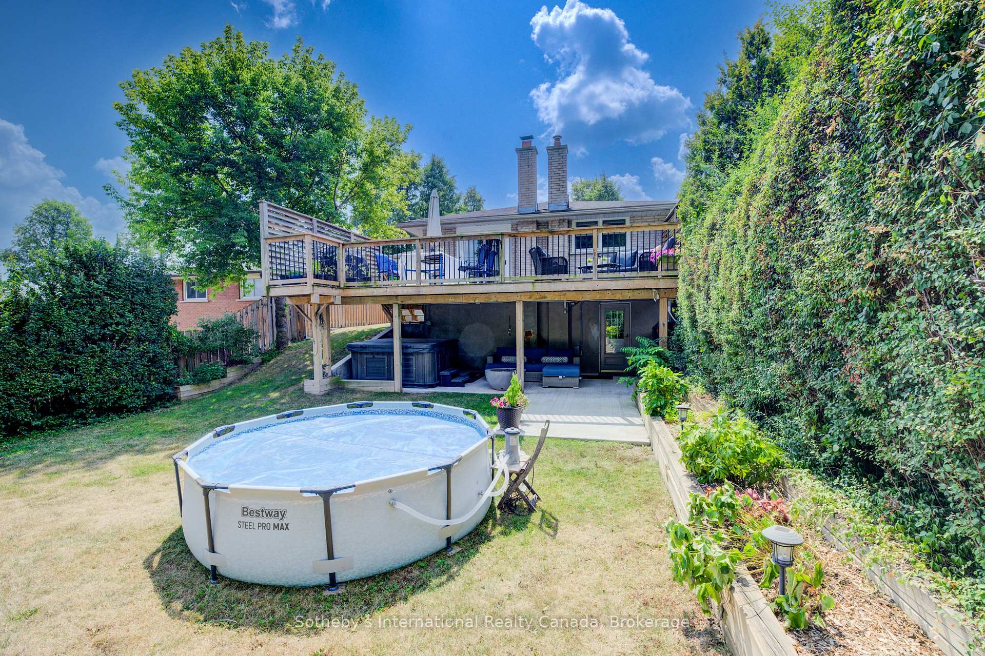 Photo 9 of 52 Hillmount Street, Kitchener — HOMEH