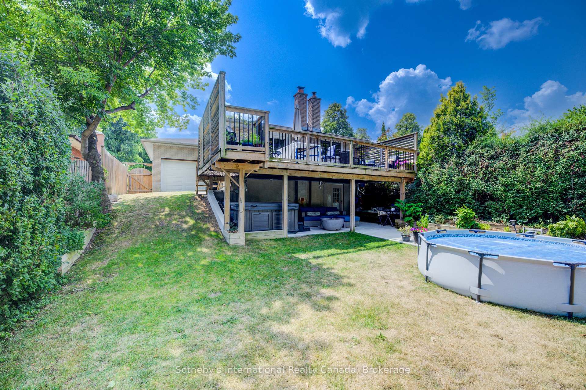 Photo 10 of 52 Hillmount Street, Kitchener — HOMEH