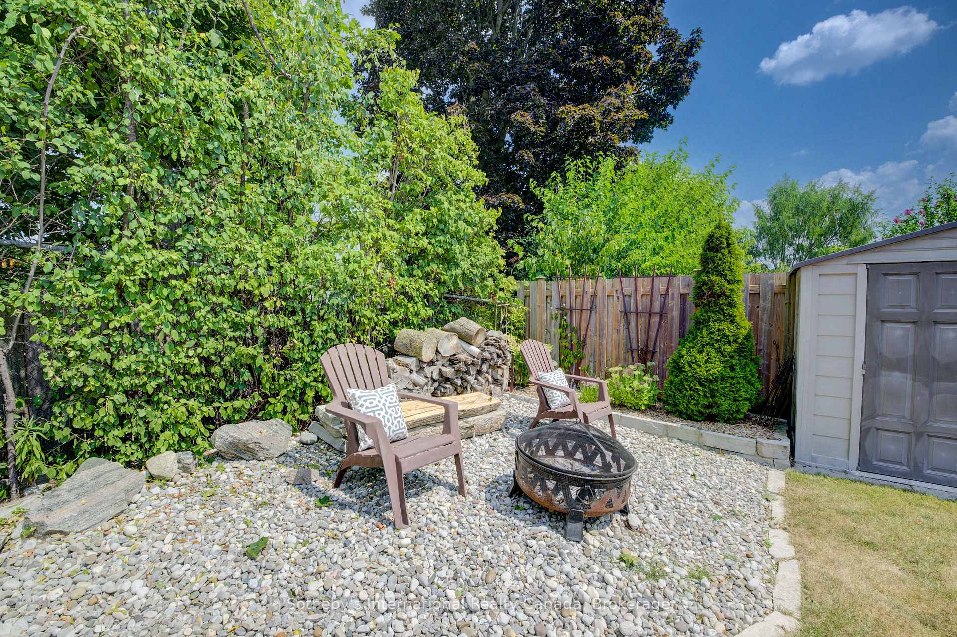 Photo 11 of 52 Hillmount Street, Kitchener — HOMEH