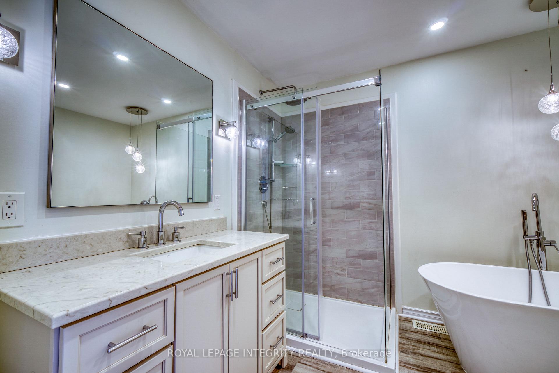 Photo 2 of 280 Applecross Crescent, Ottawa, Kanata - Morgan's Grant/South March — HOMEH