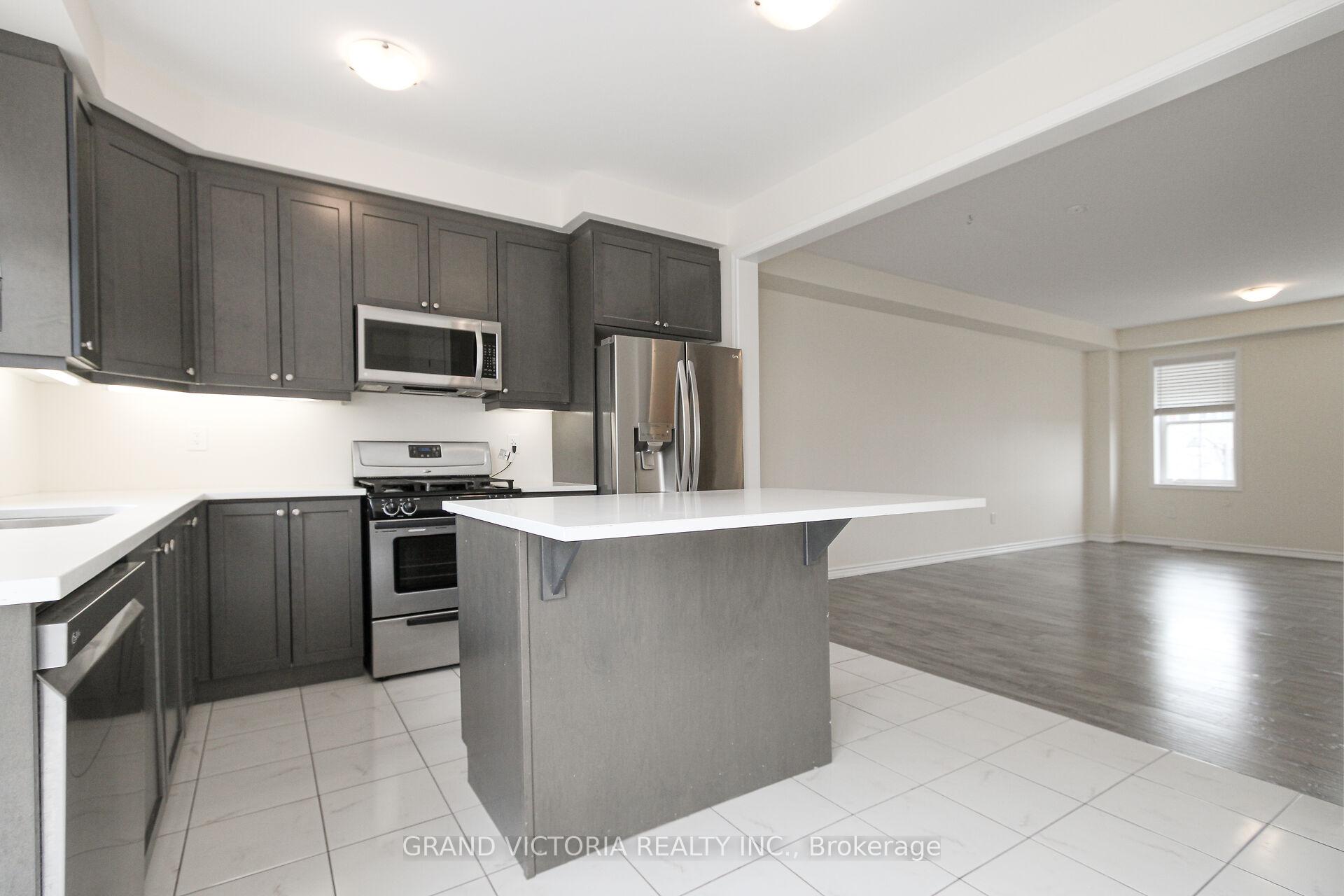 Photo 7 of Unit 9, 22 Spring Creek Drive, Hamilton, Waterdown — HOMEH