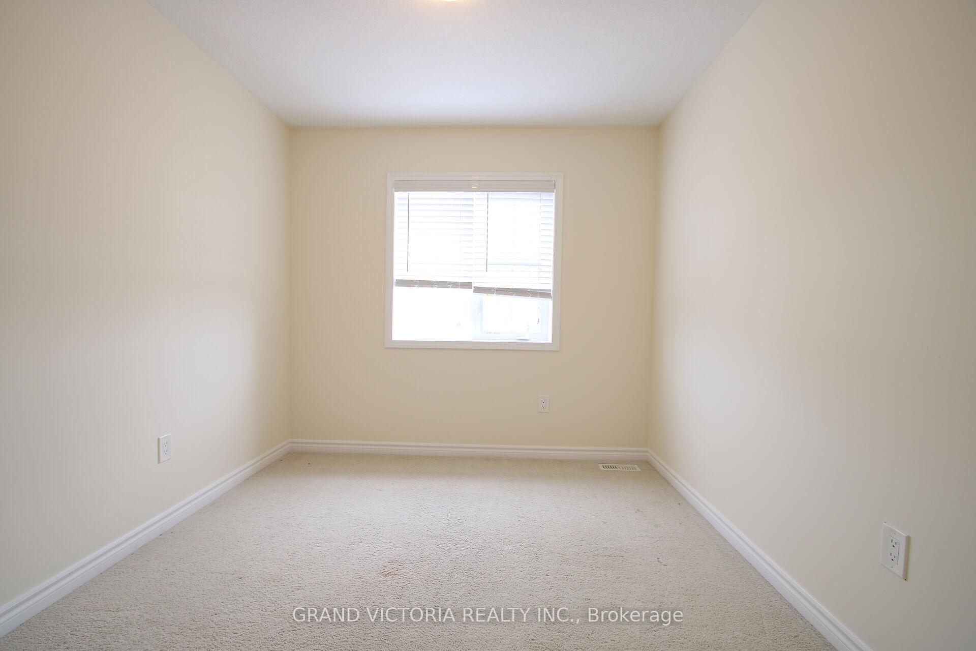 Photo 20 of Unit 9, 22 Spring Creek Drive, Hamilton, Waterdown — HOMEH