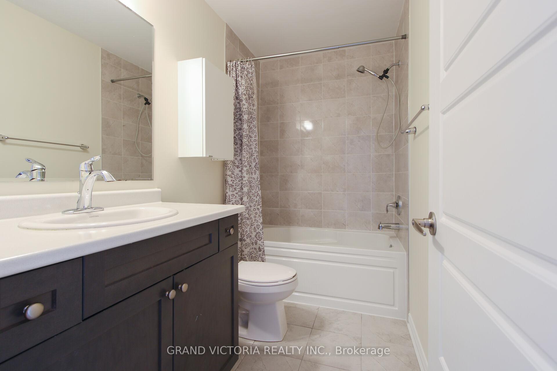 Photo 22 of Unit 9, 22 Spring Creek Drive, Hamilton, Waterdown — HOMEH