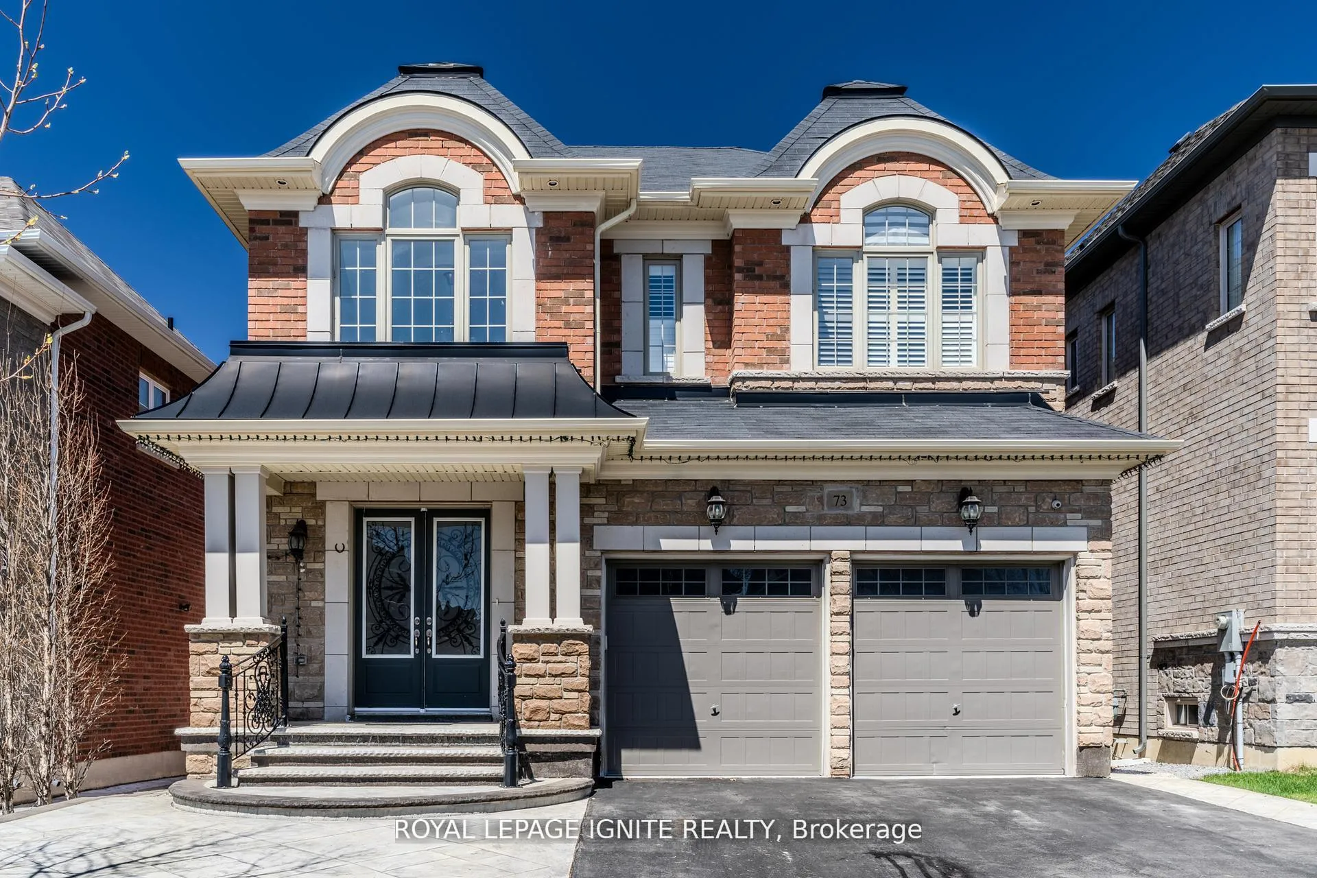 Front of 73 Kentwood Crescent