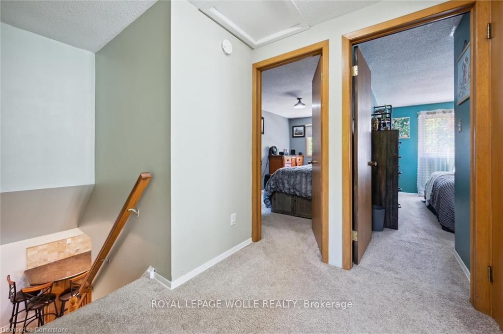 Photo 21 of 31 Driftwood Place, Kitchener — HOMEH