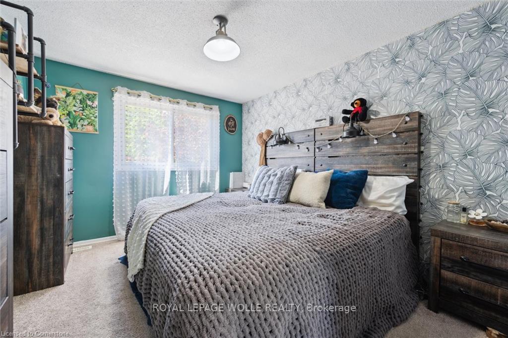 Photo 24 of 31 Driftwood Place, Kitchener — HOMEH
