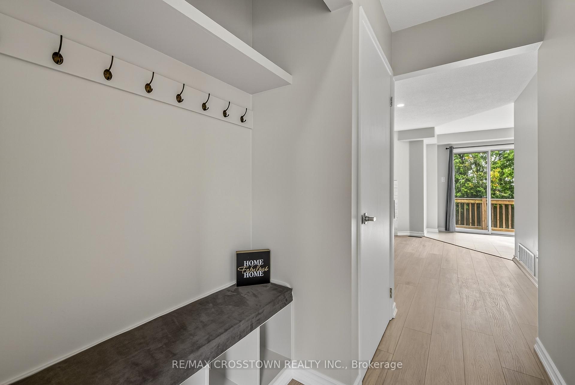 Photo 4 of 1271 Huron Court, Innisfil, Alcona — HOMEH