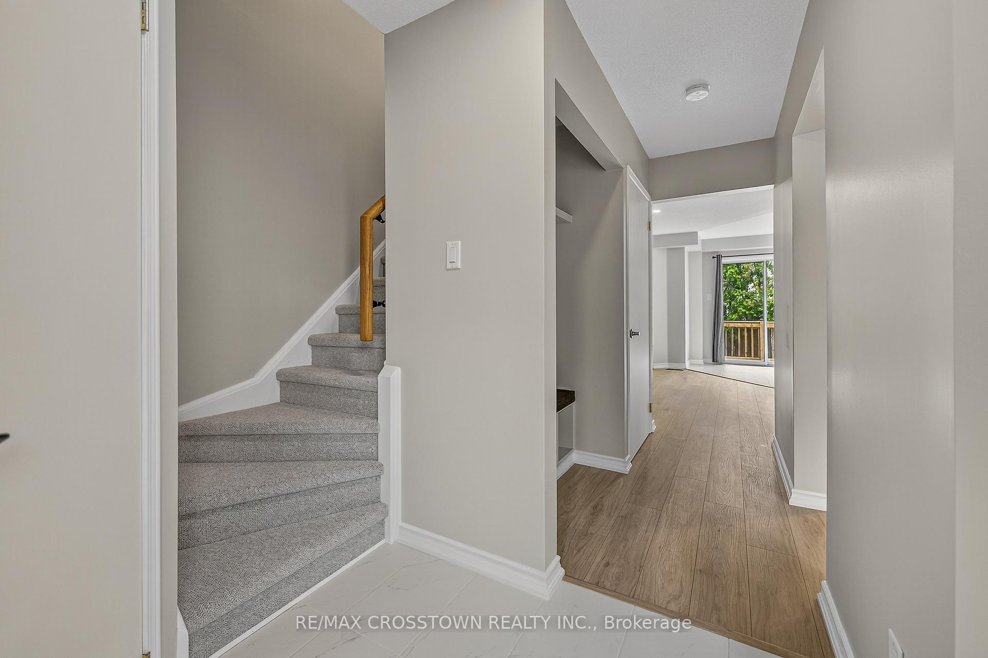 Photo 7 of 1271 Huron Court, Innisfil, Alcona — HOMEH