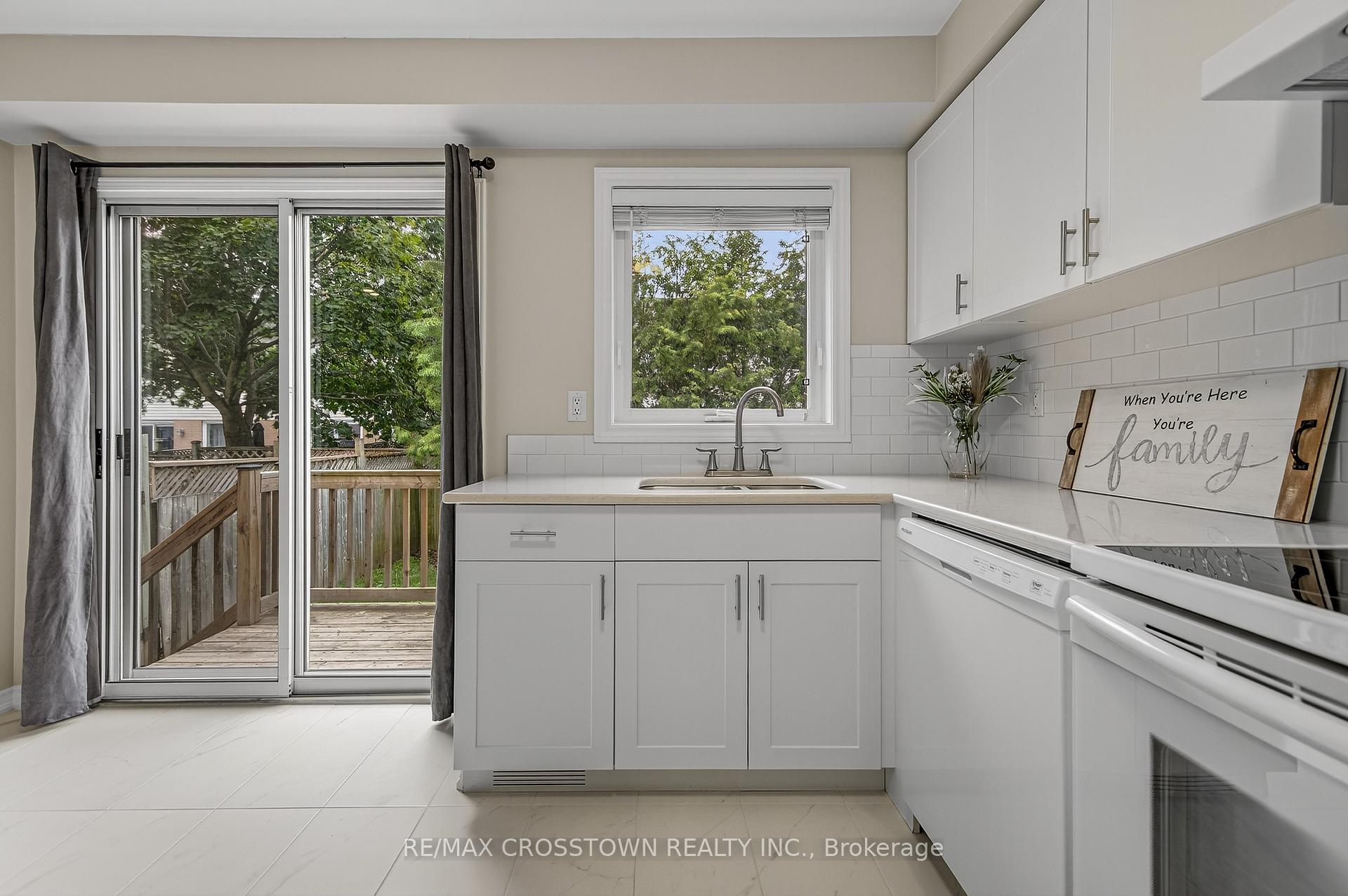 Photo 12 of 1271 Huron Court, Innisfil, Alcona — HOMEH