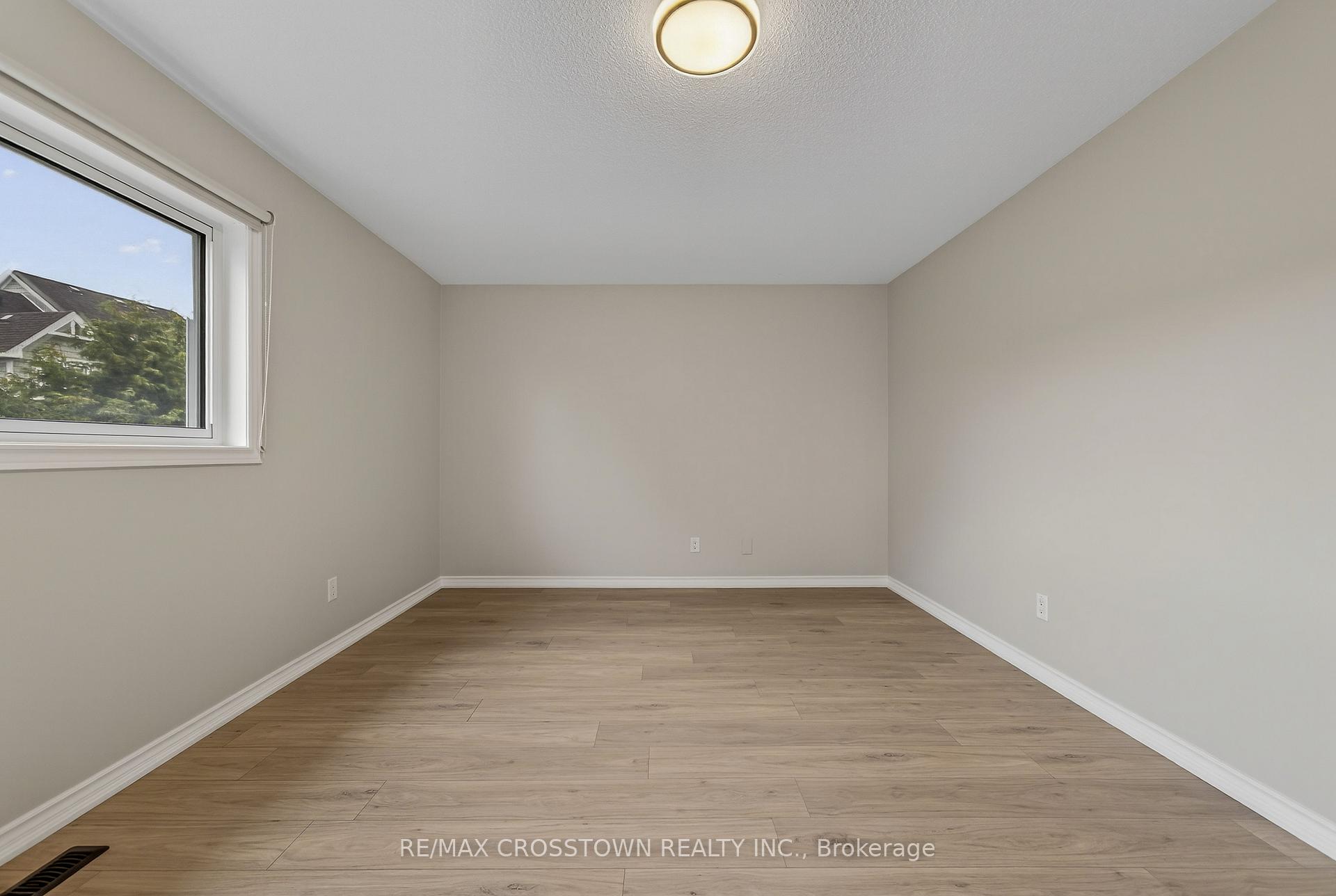Photo 18 of 1271 Huron Court, Innisfil, Alcona — HOMEH