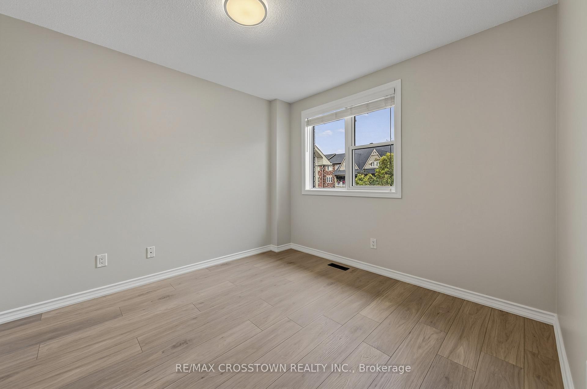 Photo 24 of 1271 Huron Court, Innisfil, Alcona — HOMEH