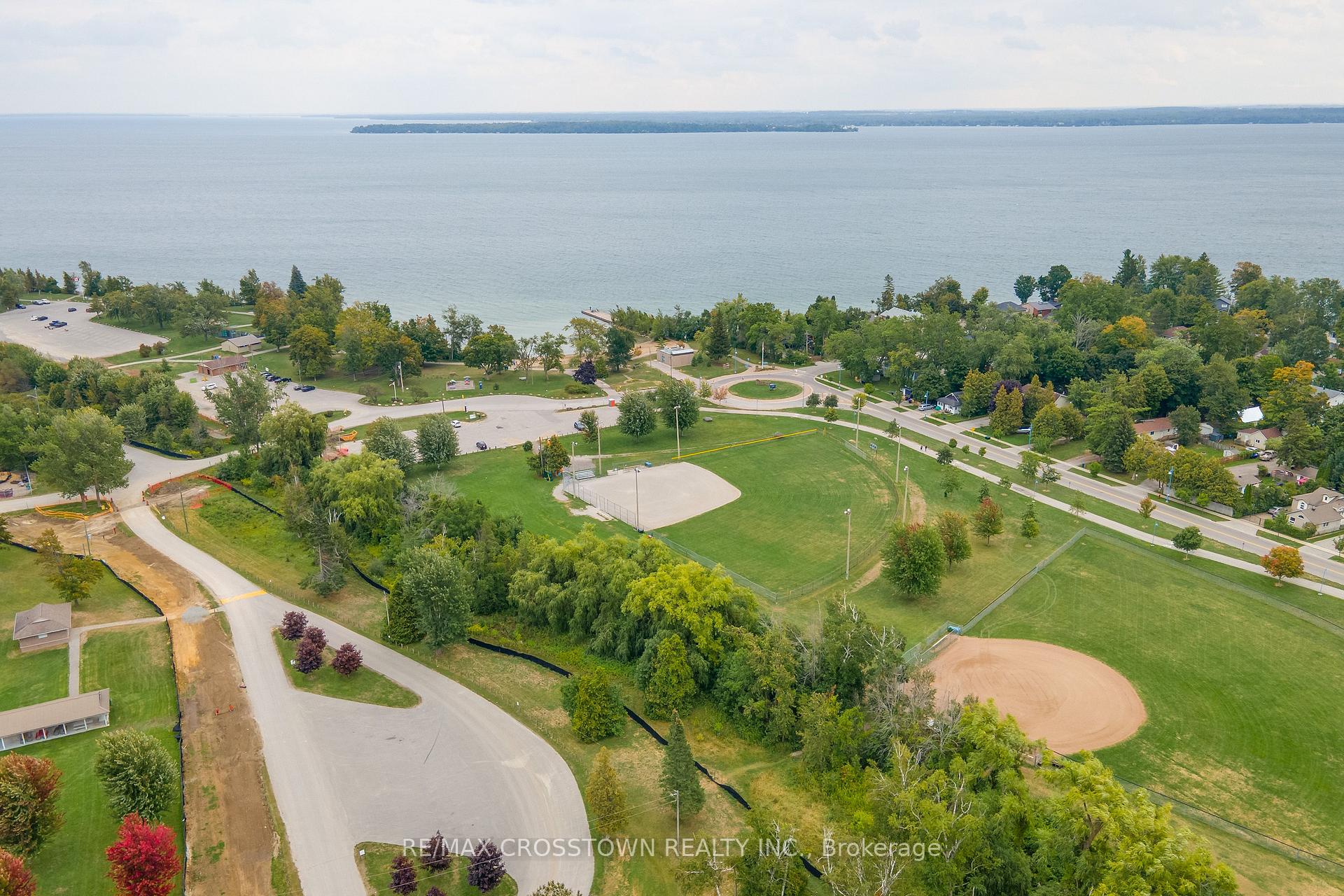 Photo 34 of 1271 Huron Court, Innisfil, Alcona — HOMEH