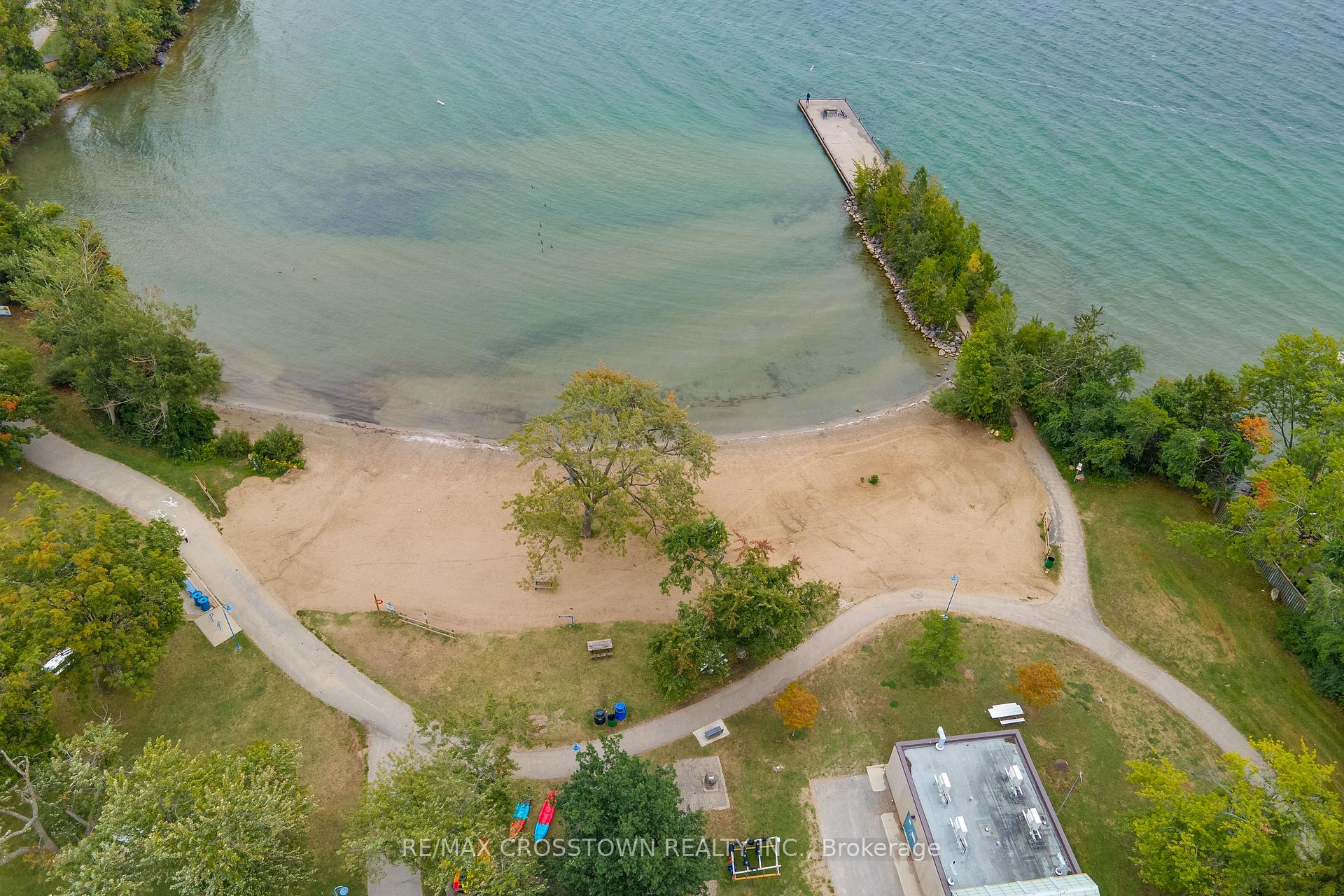 Photo 35 of 1271 Huron Court, Innisfil, Alcona — HOMEH