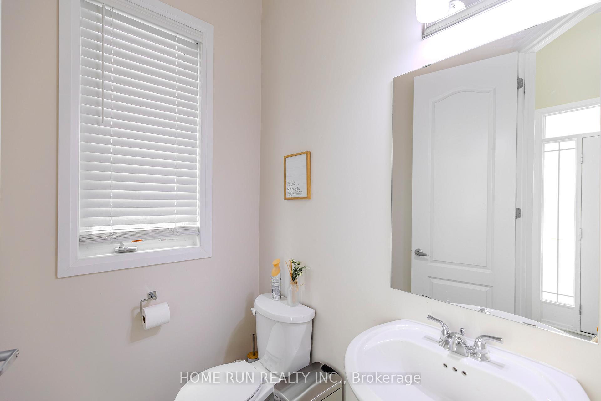Photo 8 of 102 Asper Trail Circle, Ottawa, Kanata - Emerald Meadows/Trailwest — HOMEH