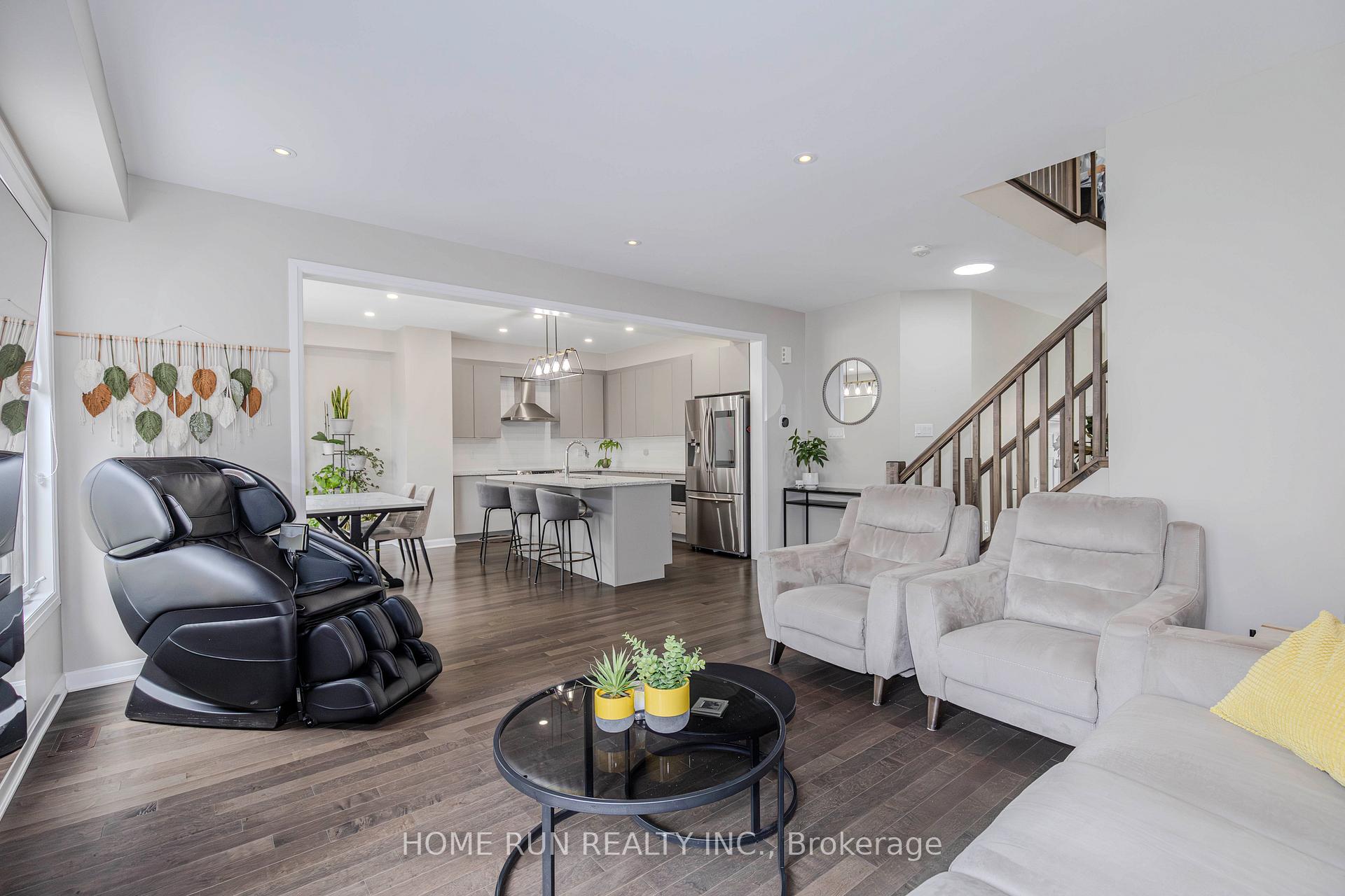 Photo 11 of 102 Asper Trail Circle, Ottawa, Kanata - Emerald Meadows/Trailwest — HOMEH