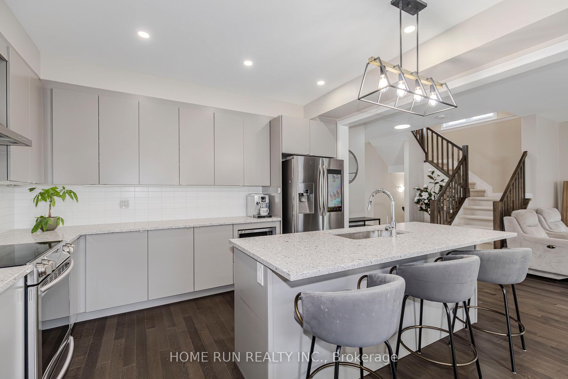 Photo 22 of 102 Asper Trail Circle, Ottawa, Kanata - Emerald Meadows/Trailwest — HOMEH