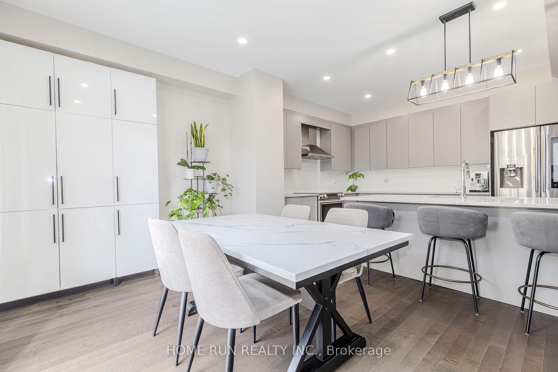 Photo 23 of 102 Asper Trail Circle, Ottawa, Kanata - Emerald Meadows/Trailwest — HOMEH