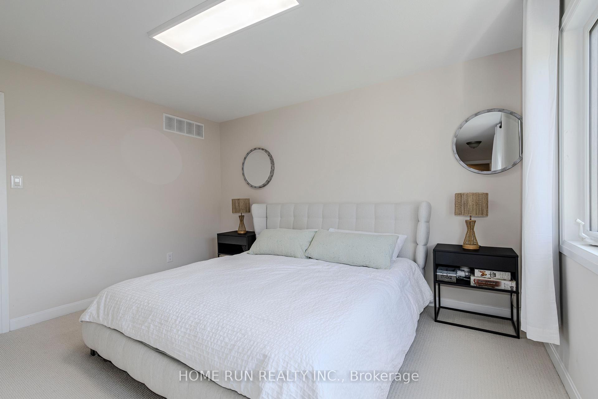 Photo 28 of 102 Asper Trail Circle, Ottawa, Kanata - Emerald Meadows/Trailwest — HOMEH