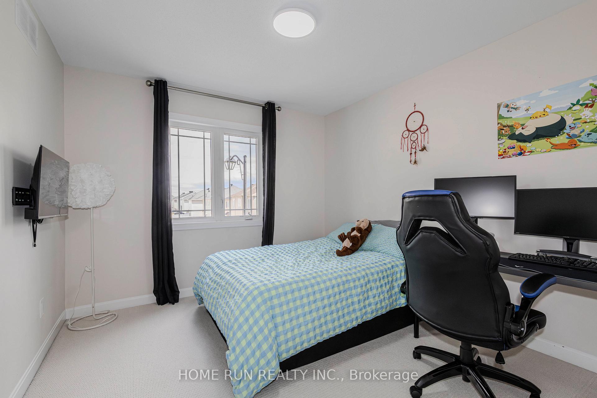 Photo 31 of 102 Asper Trail Circle, Ottawa, Kanata - Emerald Meadows/Trailwest — HOMEH