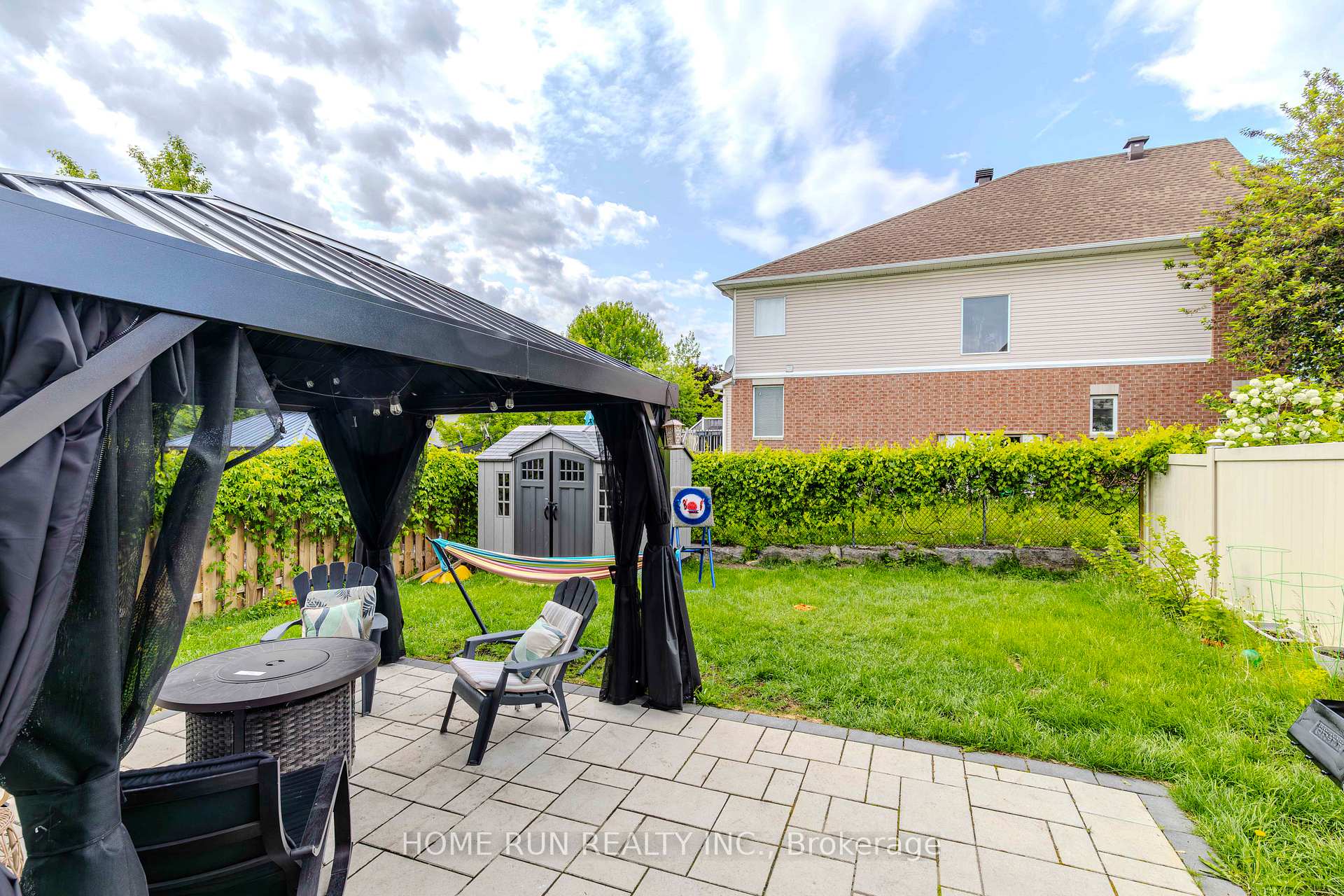 Photo 43 of 102 Asper Trail Circle, Ottawa, Kanata - Emerald Meadows/Trailwest — HOMEH