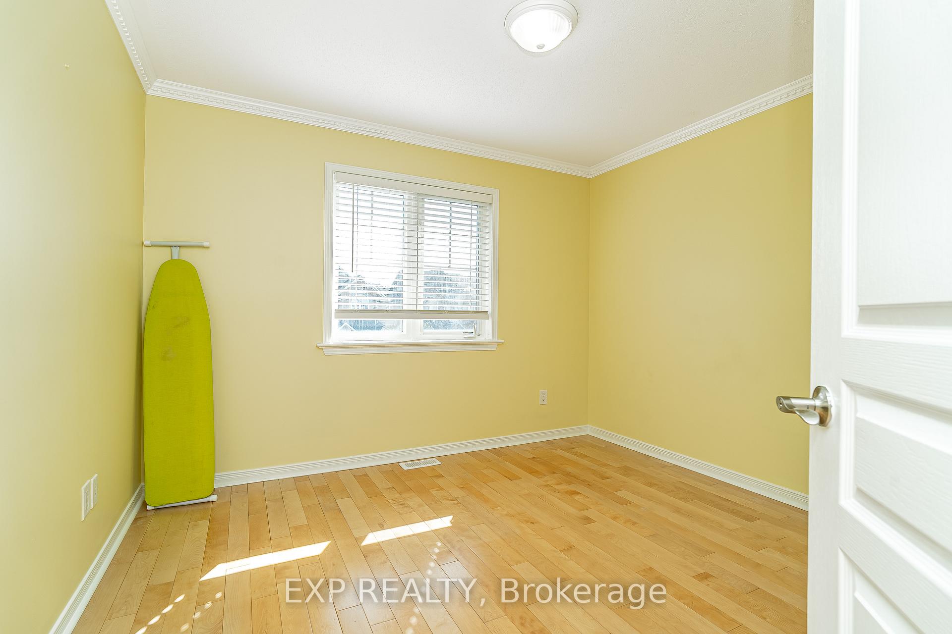 Photo 15 of 611 Braecreek Avenue, Ottawa, Kanata - Morgan's Grant/South March — HOMEH
