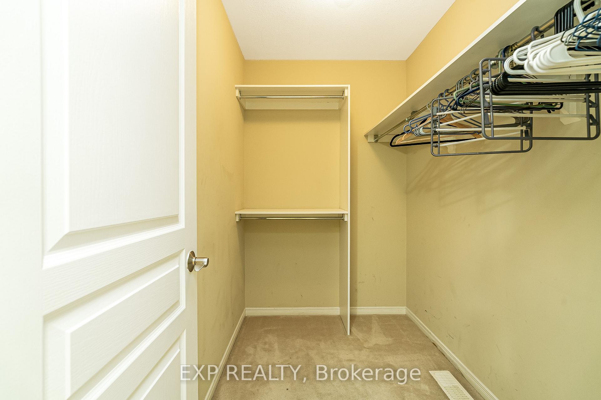 Photo 23 of 611 Braecreek Avenue, Ottawa, Kanata - Morgan's Grant/South March — HOMEH