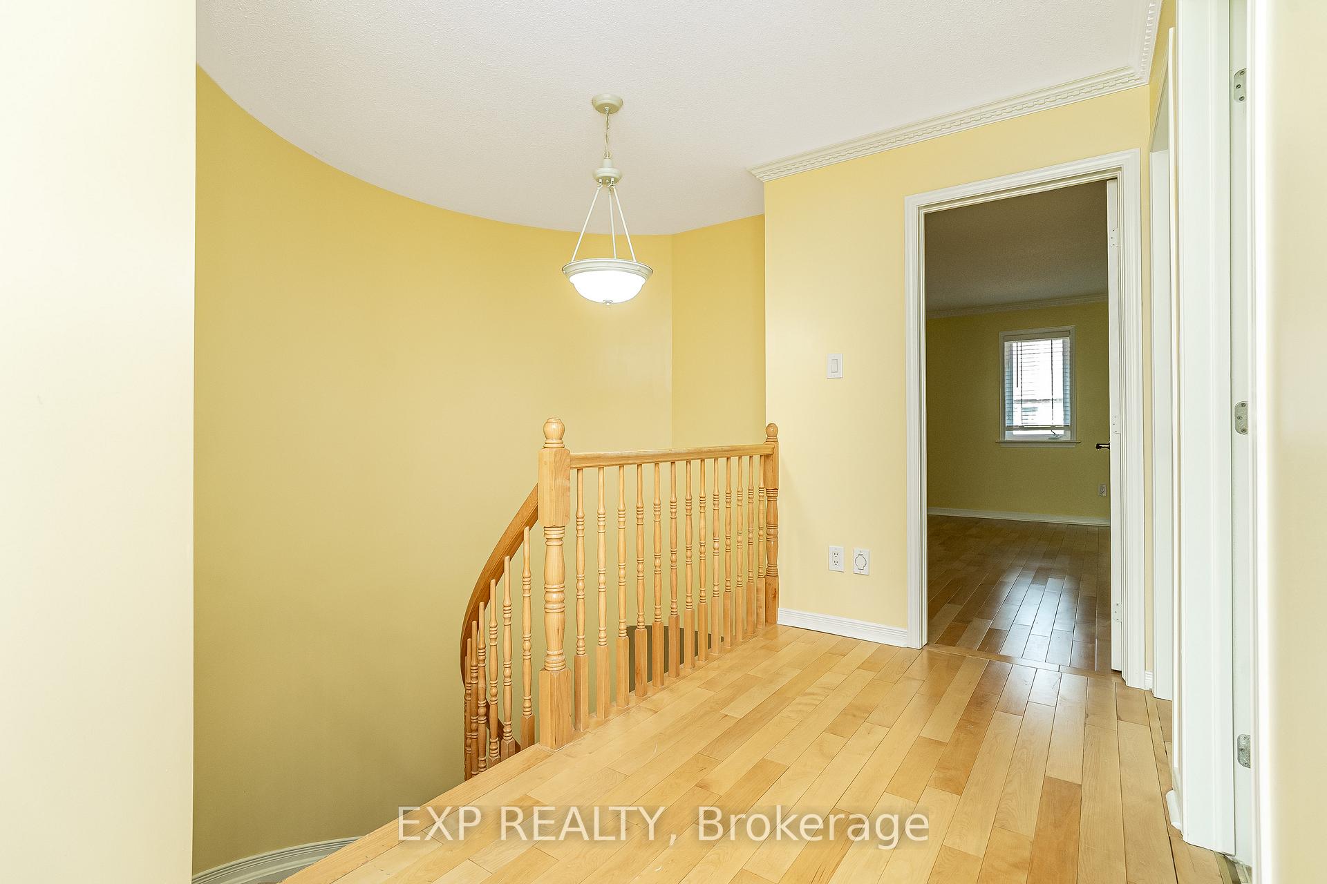 Photo 26 of 611 Braecreek Avenue, Ottawa, Kanata - Morgan's Grant/South March — HOMEH