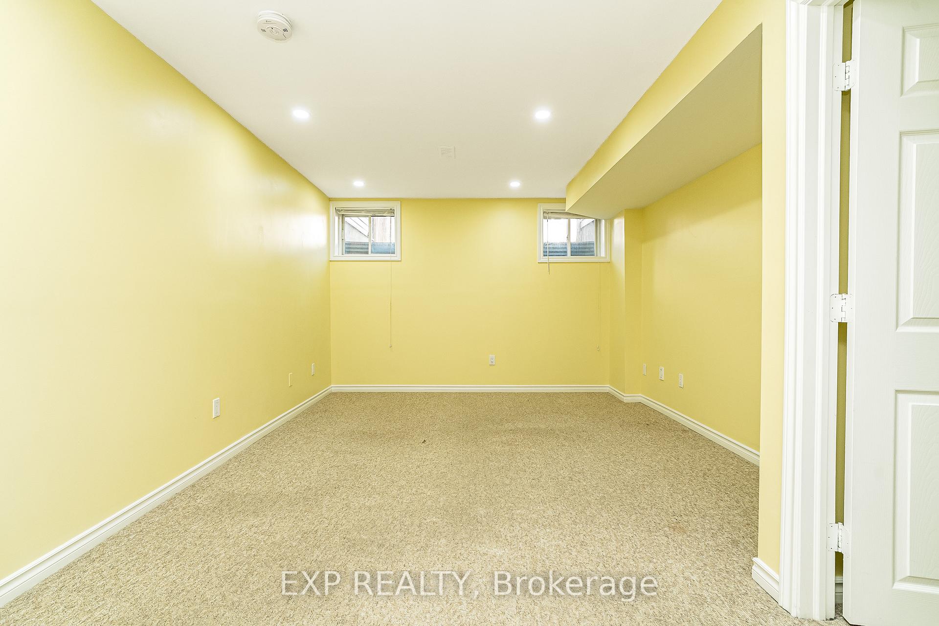Photo 29 of 611 Braecreek Avenue, Ottawa, Kanata - Morgan's Grant/South March — HOMEH
