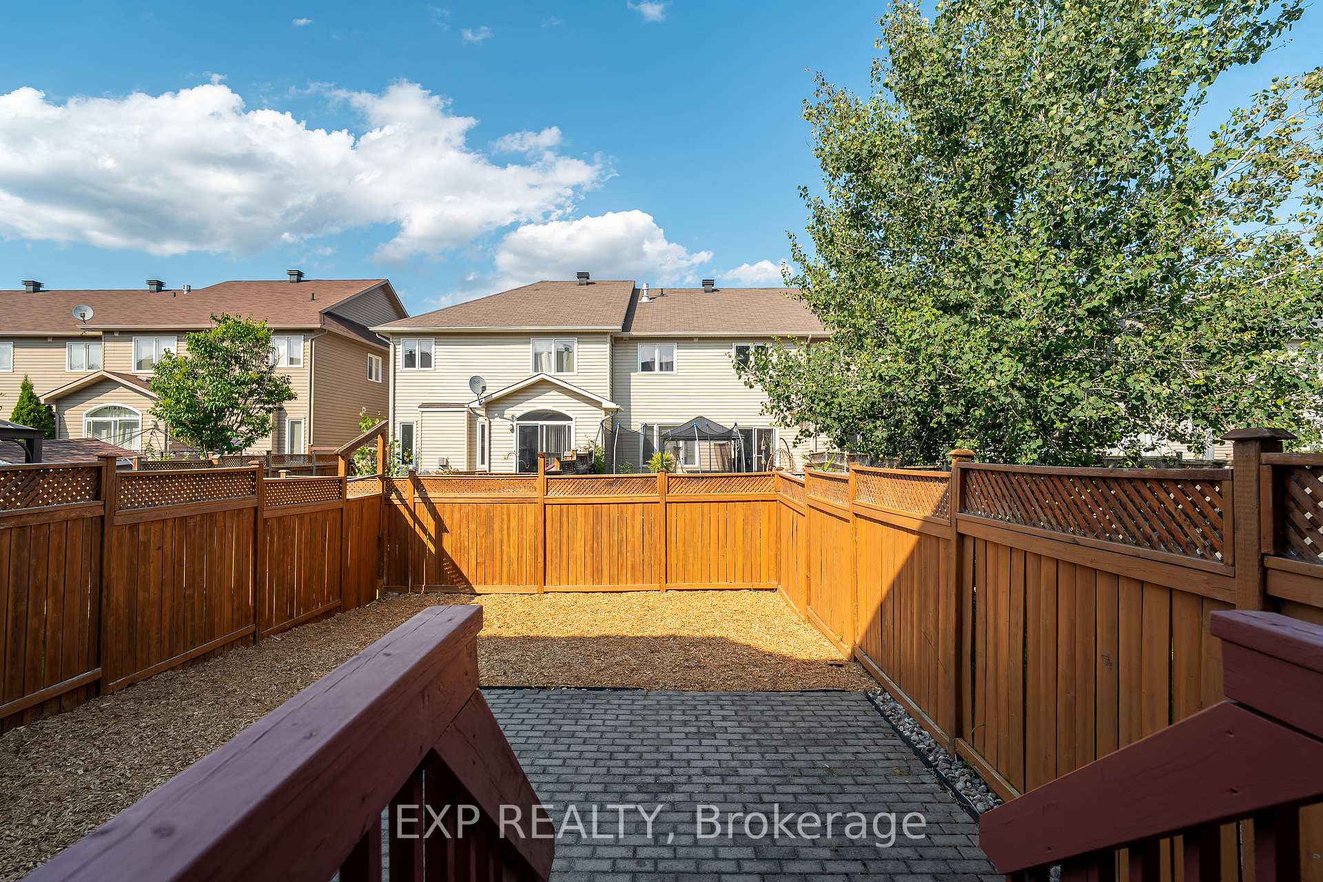 Photo 33 of 611 Braecreek Avenue, Ottawa, Kanata - Morgan's Grant/South March — HOMEH