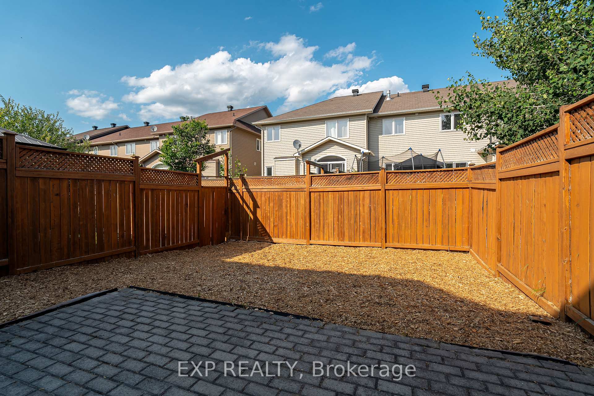 Photo 34 of 611 Braecreek Avenue, Ottawa, Kanata - Morgan's Grant/South March — HOMEH