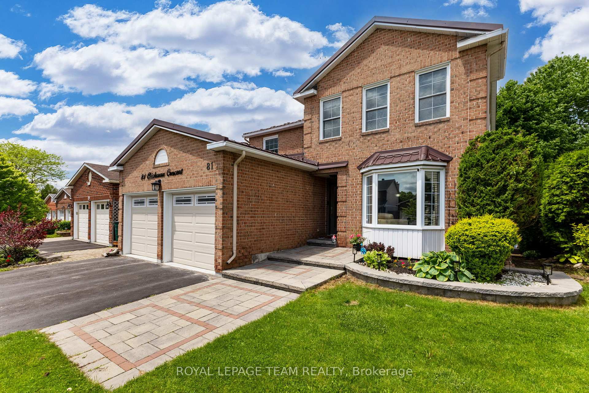 Photo 2 of 81 Chickasaw Crescent, Ottawa, Kanata - Bridlewood — HOMEH