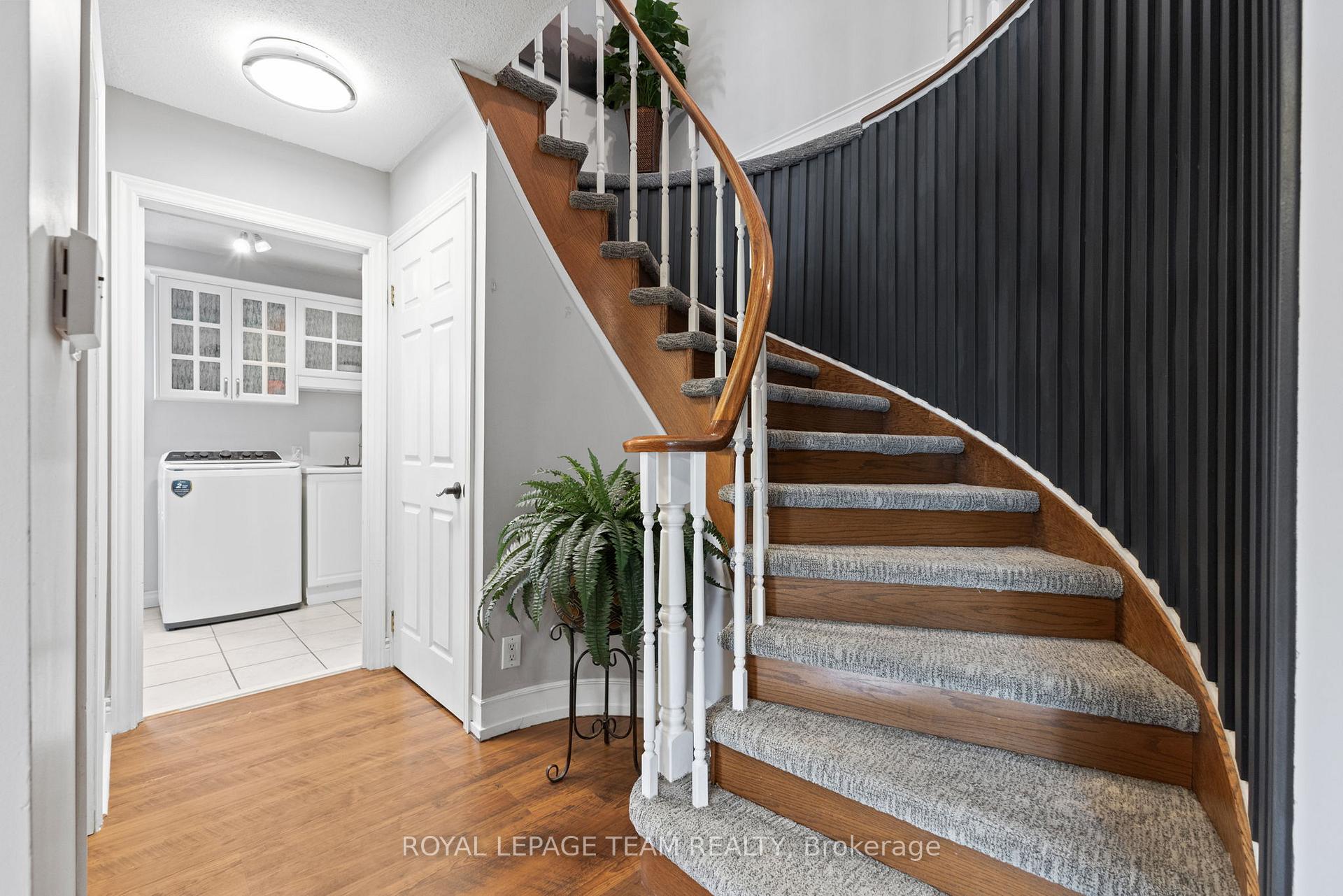 Photo 20 of 81 Chickasaw Crescent, Ottawa, Kanata - Bridlewood — HOMEH