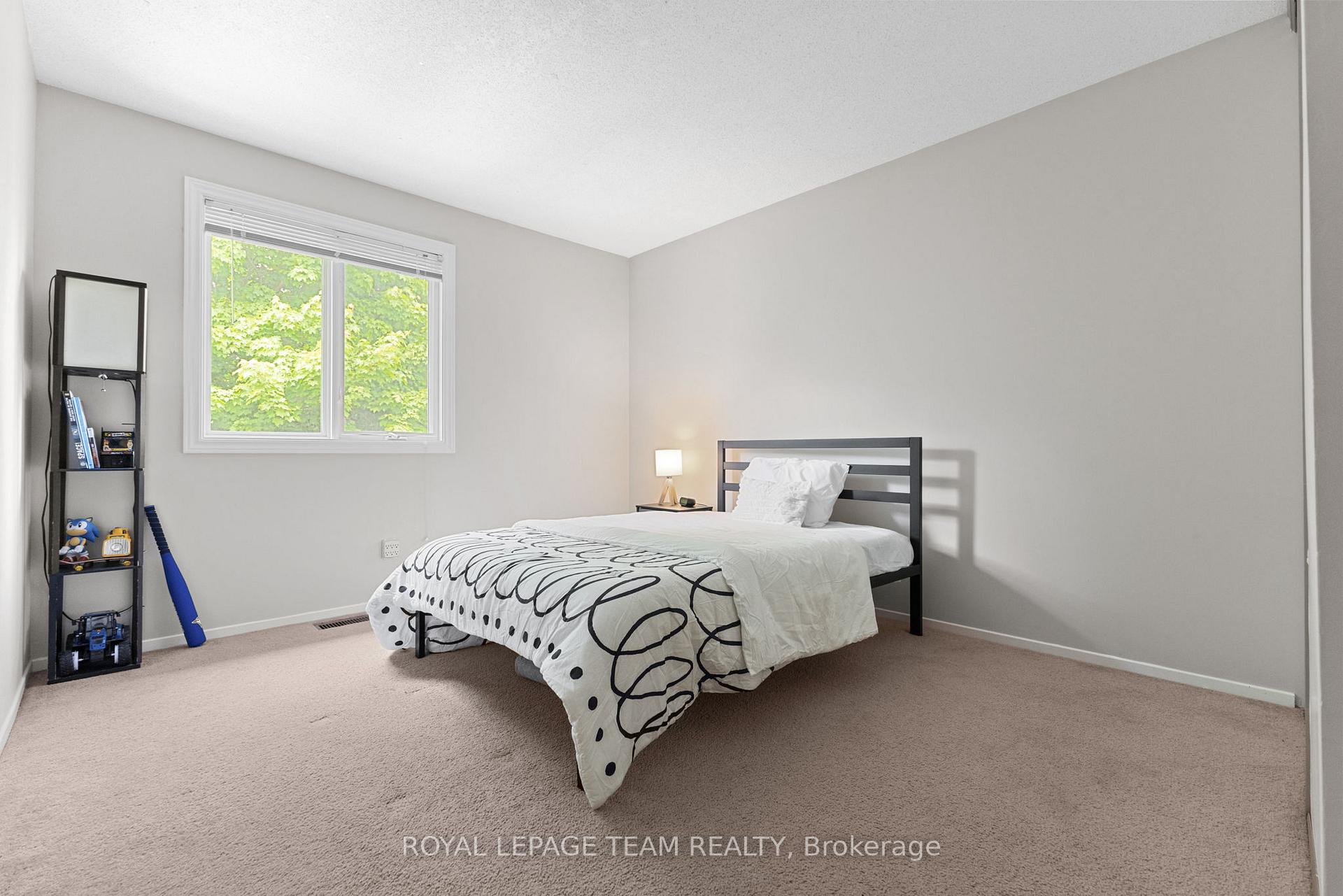 Photo 28 of 81 Chickasaw Crescent, Ottawa, Kanata - Bridlewood — HOMEH