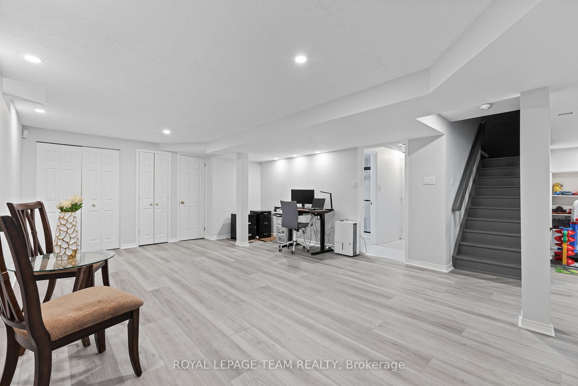 Photo 36 of 81 Chickasaw Crescent, Ottawa, Kanata - Bridlewood — HOMEH