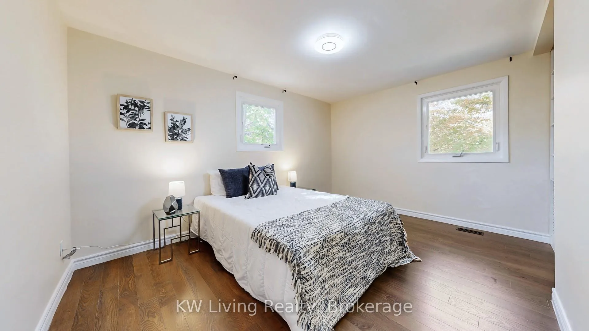 Photo 20 of 9739 Warden Avenue, Markham, Devil's Elbow — HOMEH