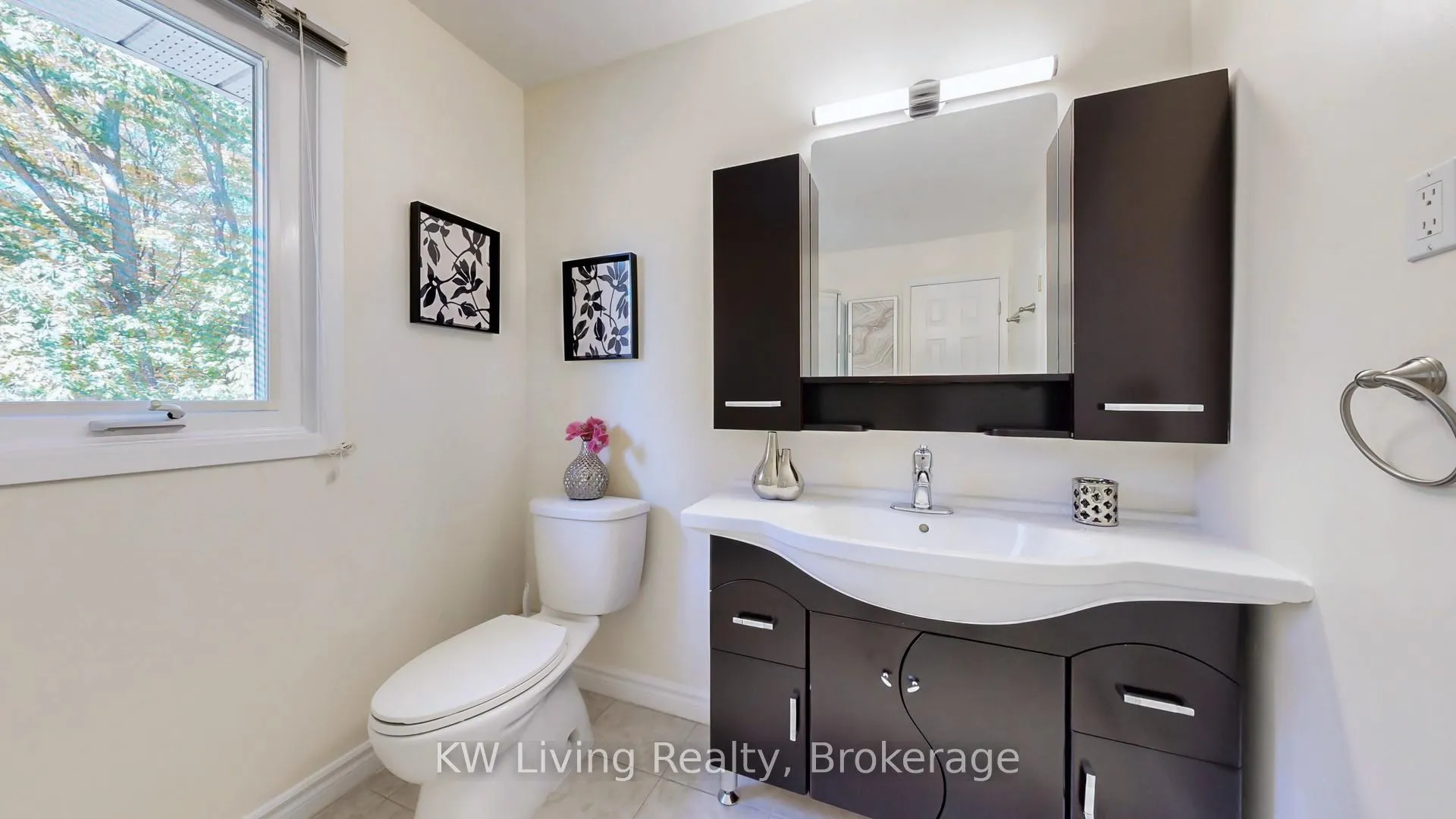 Photo 22 of 9739 Warden Avenue, Markham, Devil's Elbow — HOMEH