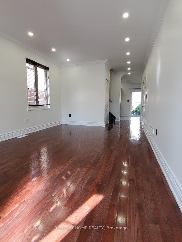 Photo 5 of 18 Islandview Way, Hamilton, Winona Park — HOMEH
