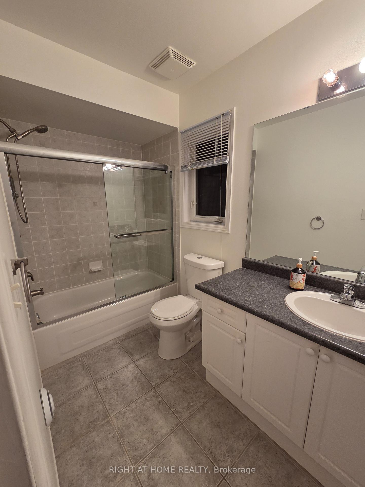 Photo 16 of 18 Islandview Way, Hamilton, Winona Park — HOMEH