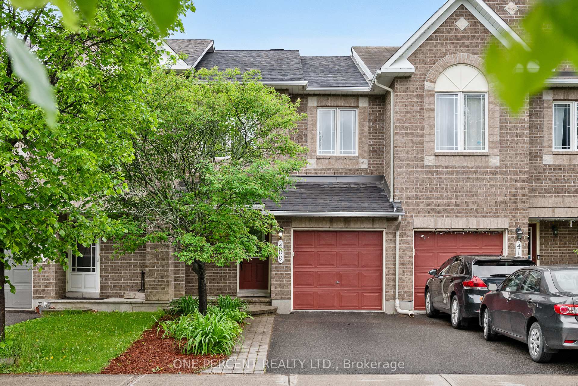 Photo 1 of 409 Breckenridge Crescent, Ottawa, Kanata - Morgan's Grant/South March — HOMEH