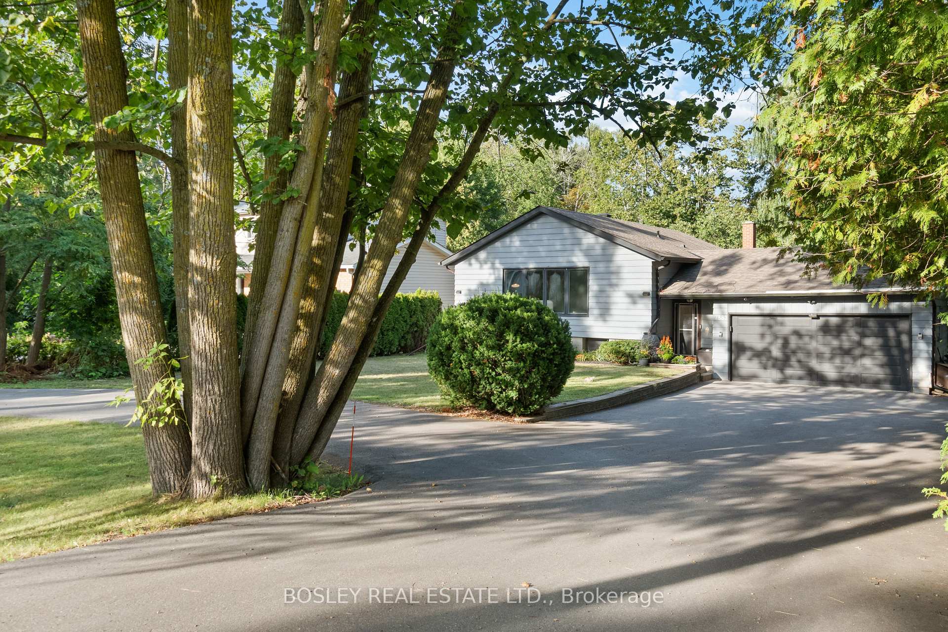 Photo 2 of 1887 St. Johns Road, Innisfil, Alcona — HOMEH