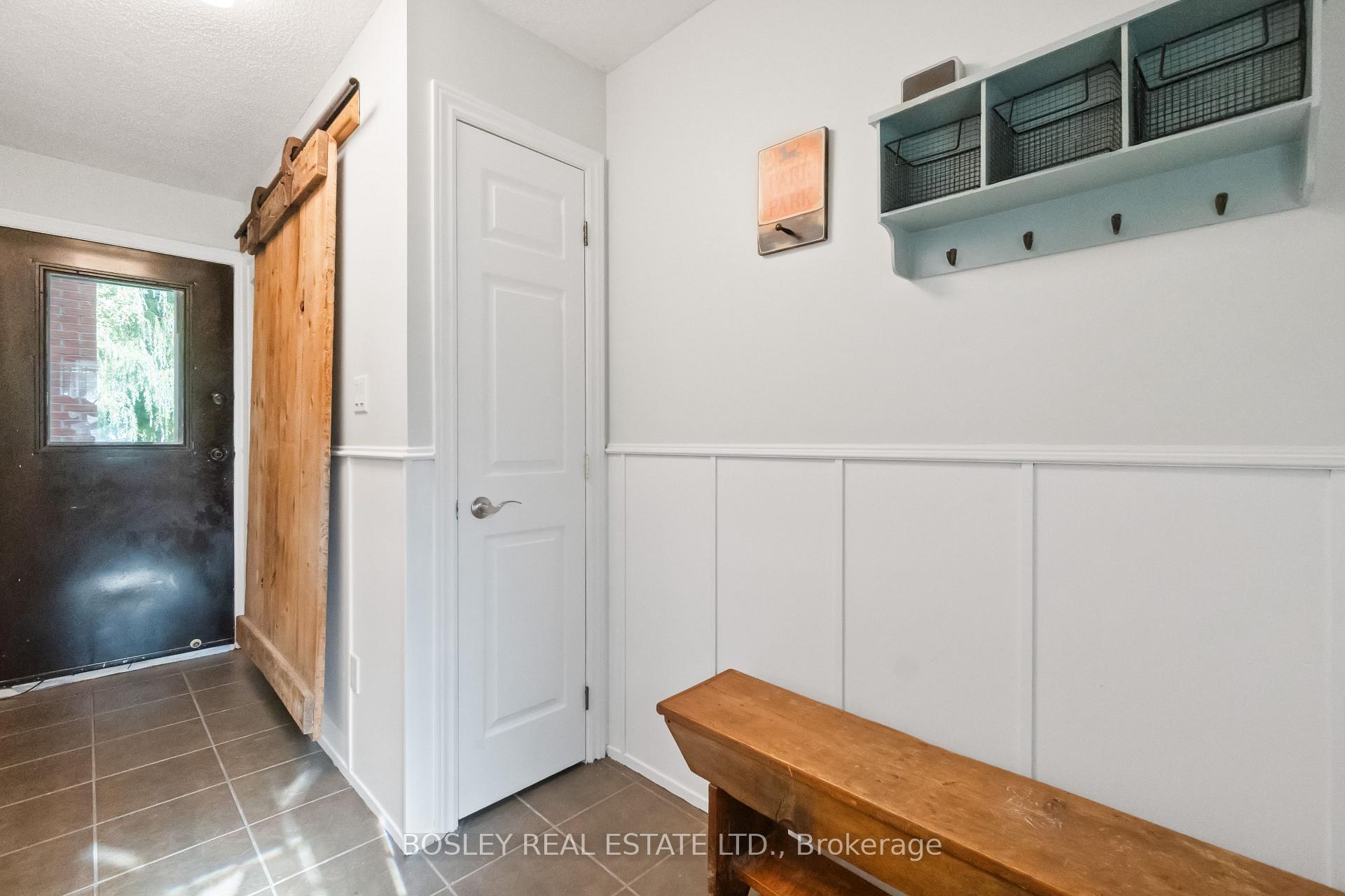 Photo 8 of 1887 St. Johns Road, Innisfil, Alcona — HOMEH
