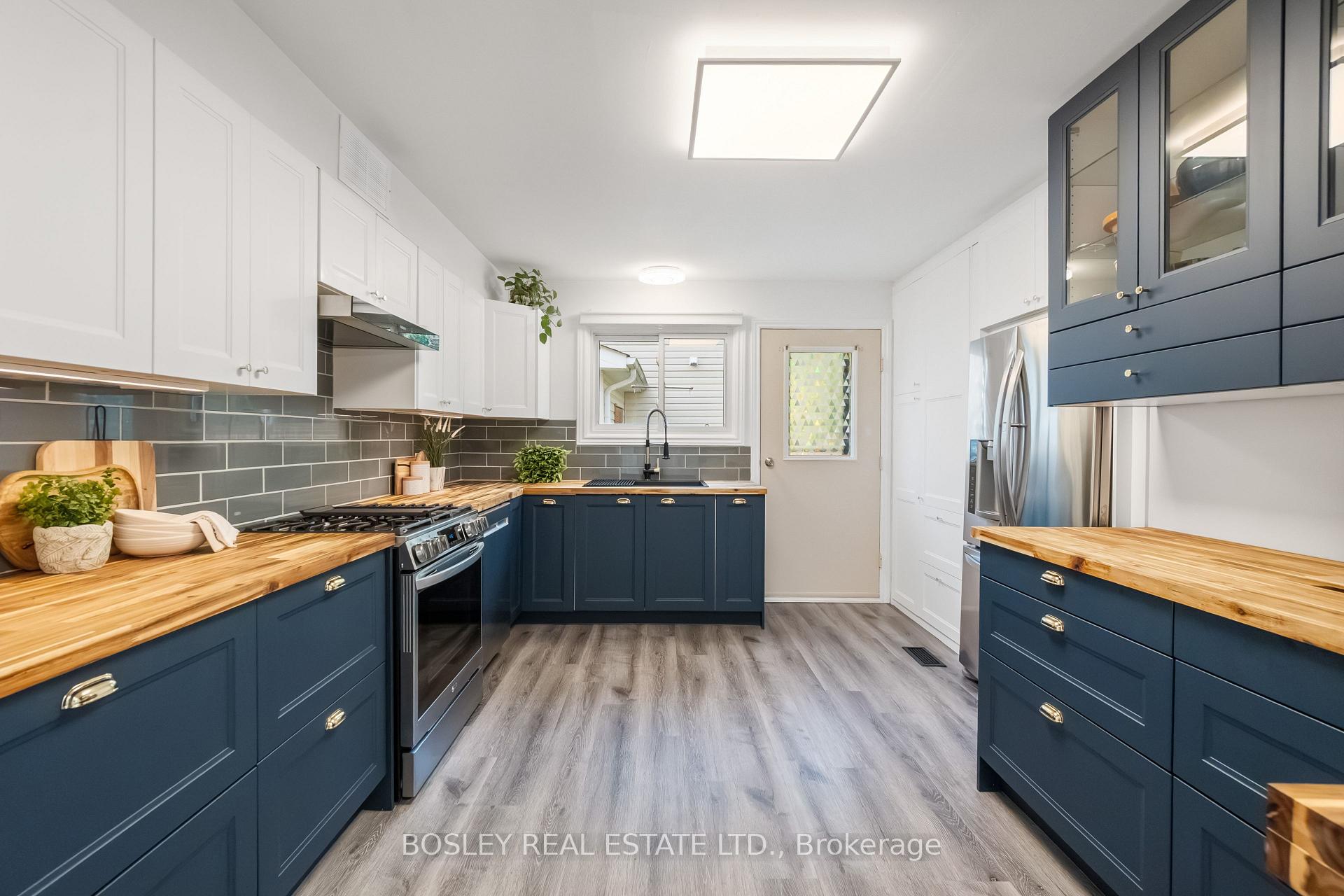 Photo 13 of 1887 St. Johns Road, Innisfil, Alcona — HOMEH