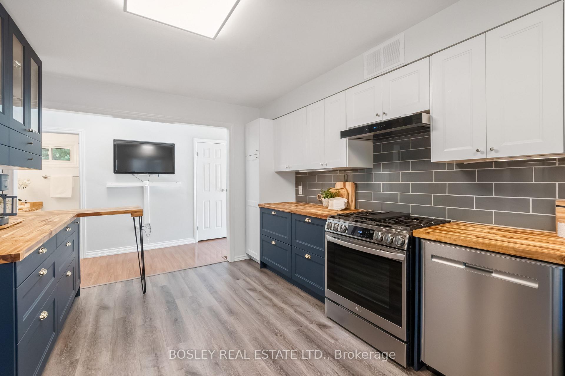 Photo 15 of 1887 St. Johns Road, Innisfil, Alcona — HOMEH