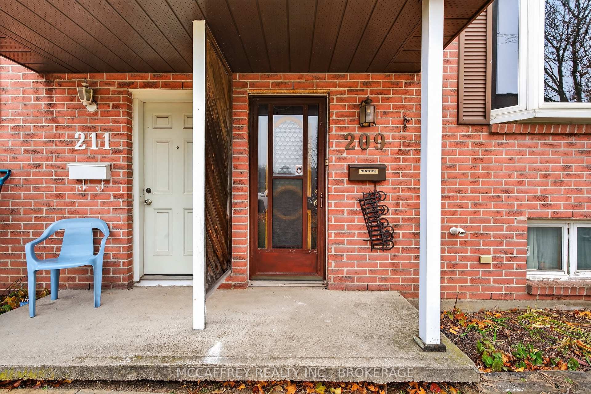 Photo 2 of 209 Guthrie Drive, Kingston, Rideau — HOMEH