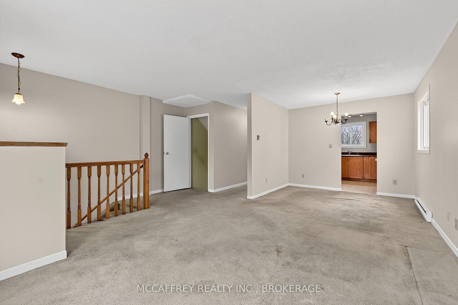 Photo 7 of 209 Guthrie Drive, Kingston, Rideau — HOMEH