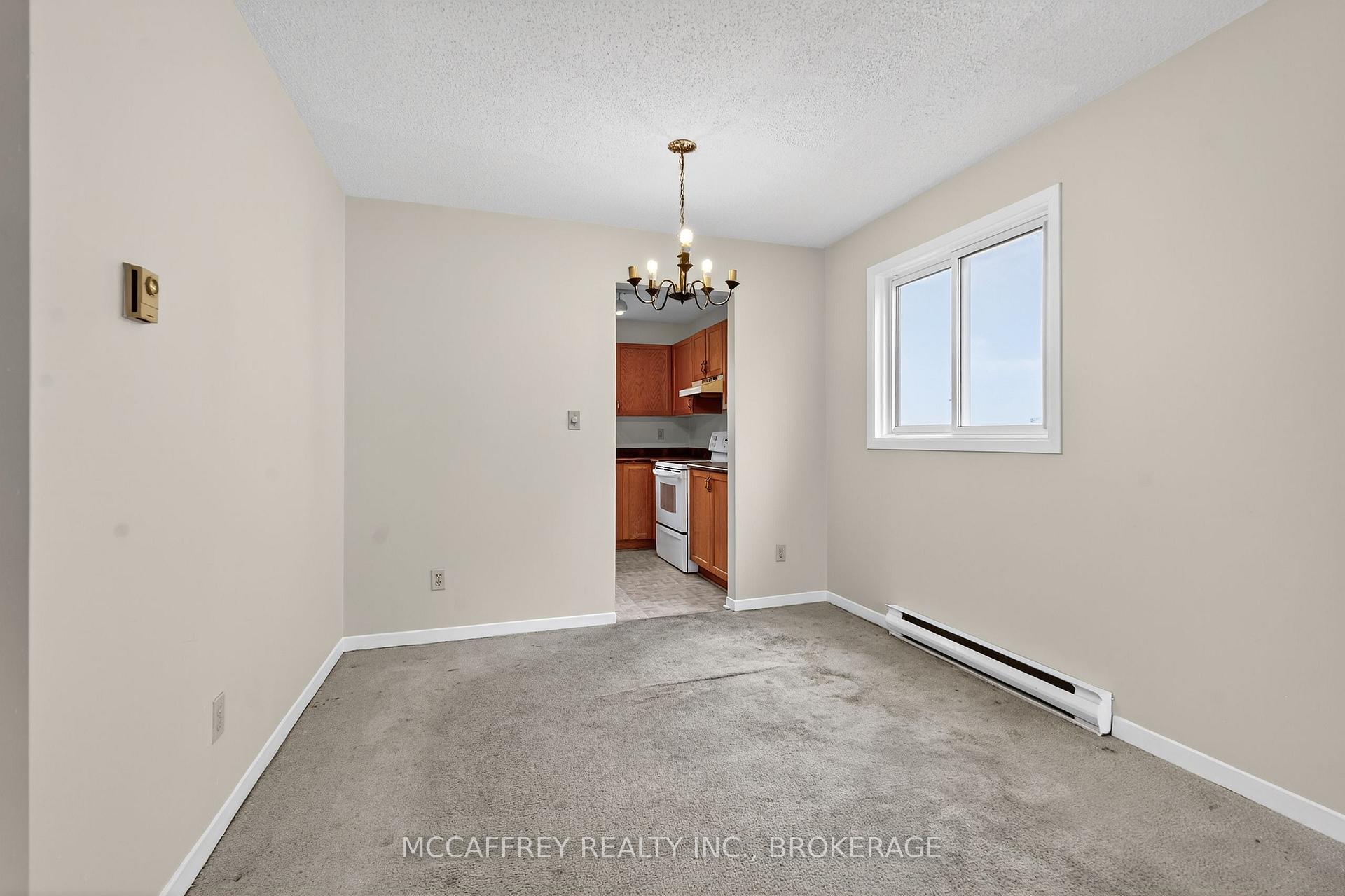 Photo 9 of 209 Guthrie Drive, Kingston, Rideau — HOMEH
