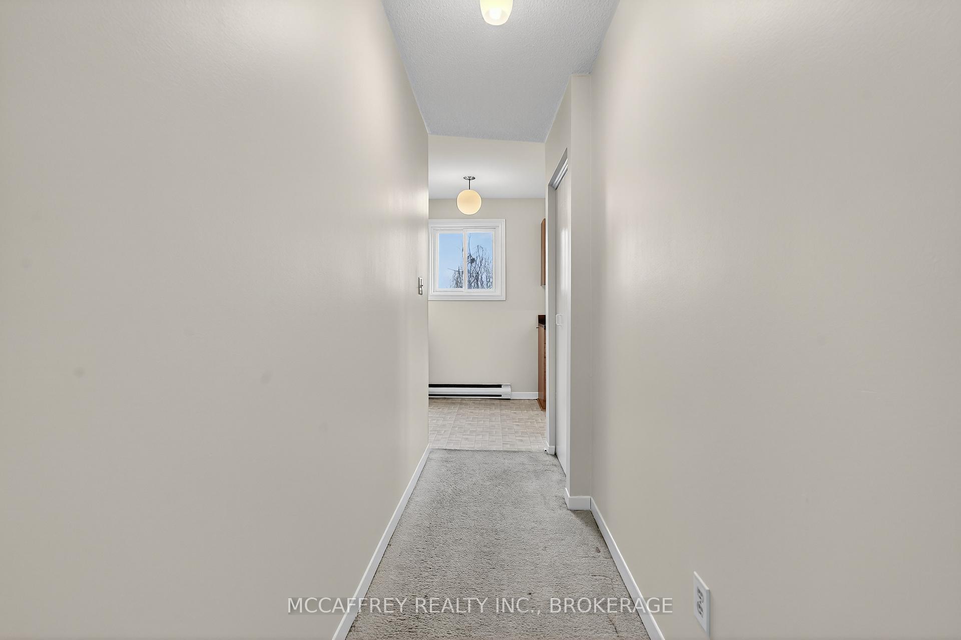 Photo 11 of 209 Guthrie Drive, Kingston, Rideau — HOMEH