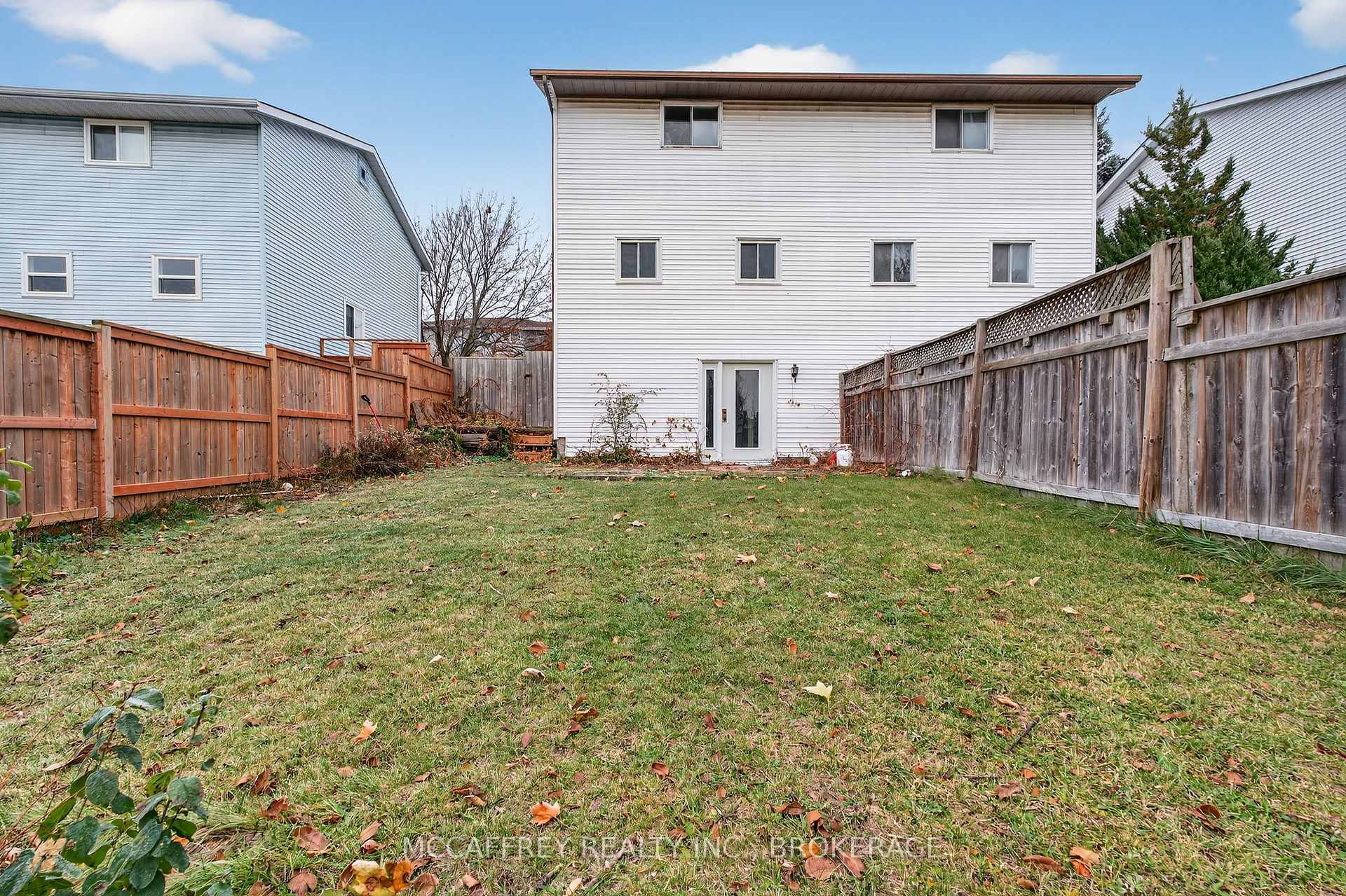Photo 39 of 209 Guthrie Drive, Kingston, Rideau — HOMEH
