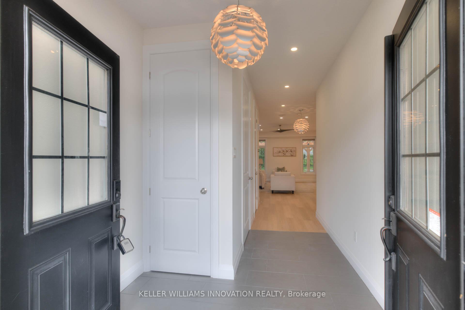 Photo 3 of 30 Mistywood Street, Kitchener — HOMEH
